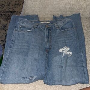 Levi’s Classic Women’s Distressed Blue Straight Leg Jeans